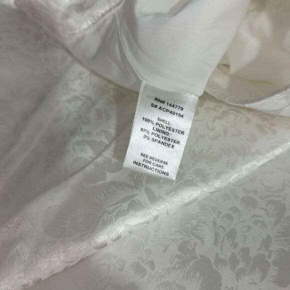 12th Tribe High Waisted Satin Shorts In White With Silver Floral Print Size M - Picture 5 of 9